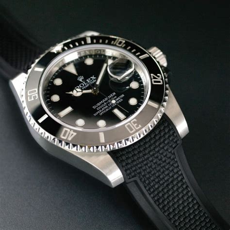 Rolex submariner rubber